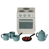 Madam Blue's Cooking Set